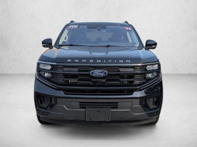 2025 Ford Expedition Active 4x4