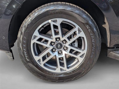 2025 Ford Expedition Active 4x4