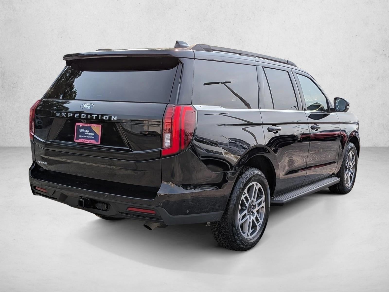 2025 Ford Expedition Active 4x4