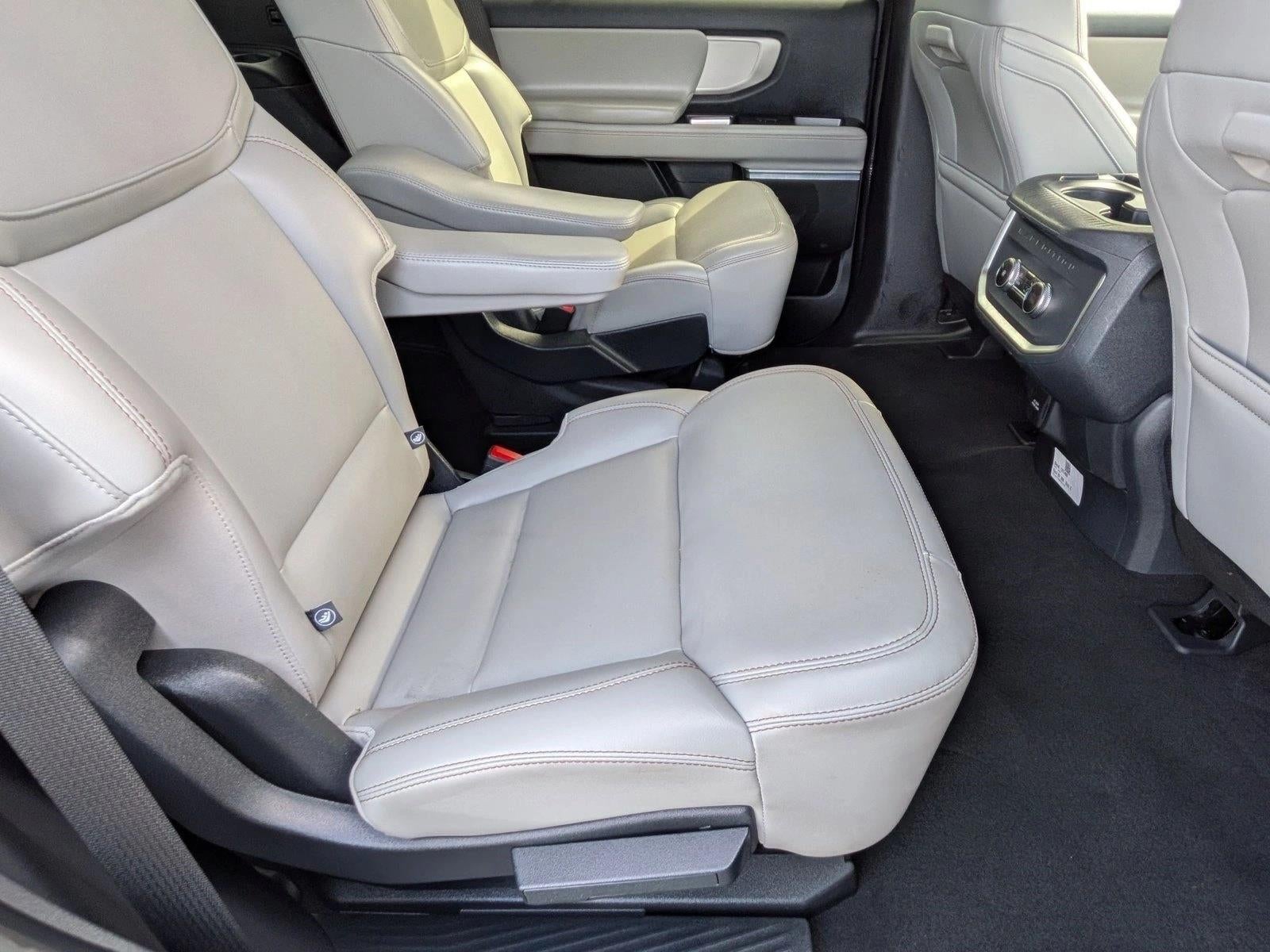 2025 Ford Expedition Active 4x4