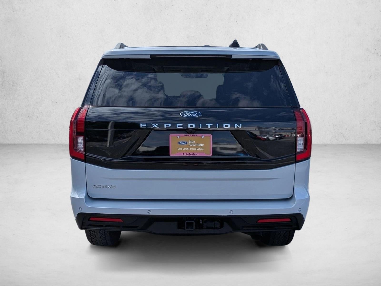 2025 Ford Expedition Active 4x4