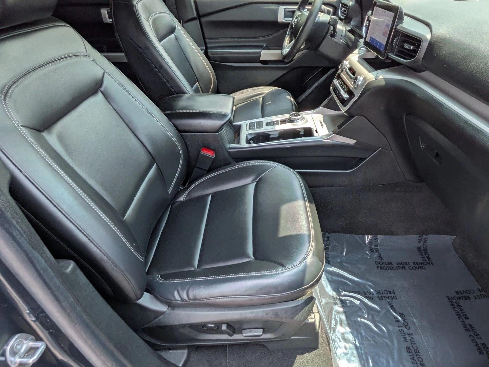 2023 Ford Explorer XLT RWD
