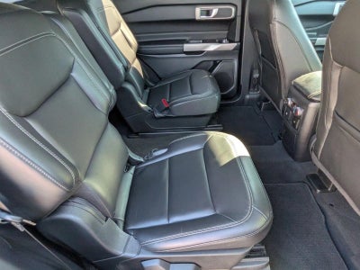 2022 Ford Explorer XLT RWD