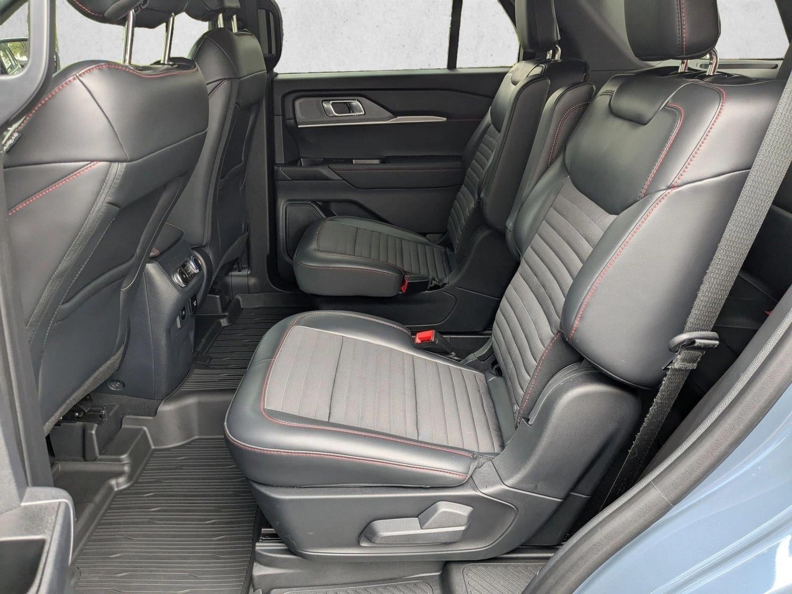 2025 Ford Explorer ST-Line RWD