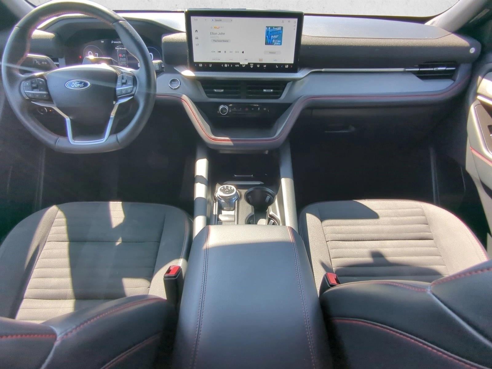 2025 Ford Explorer ST-Line 4WD