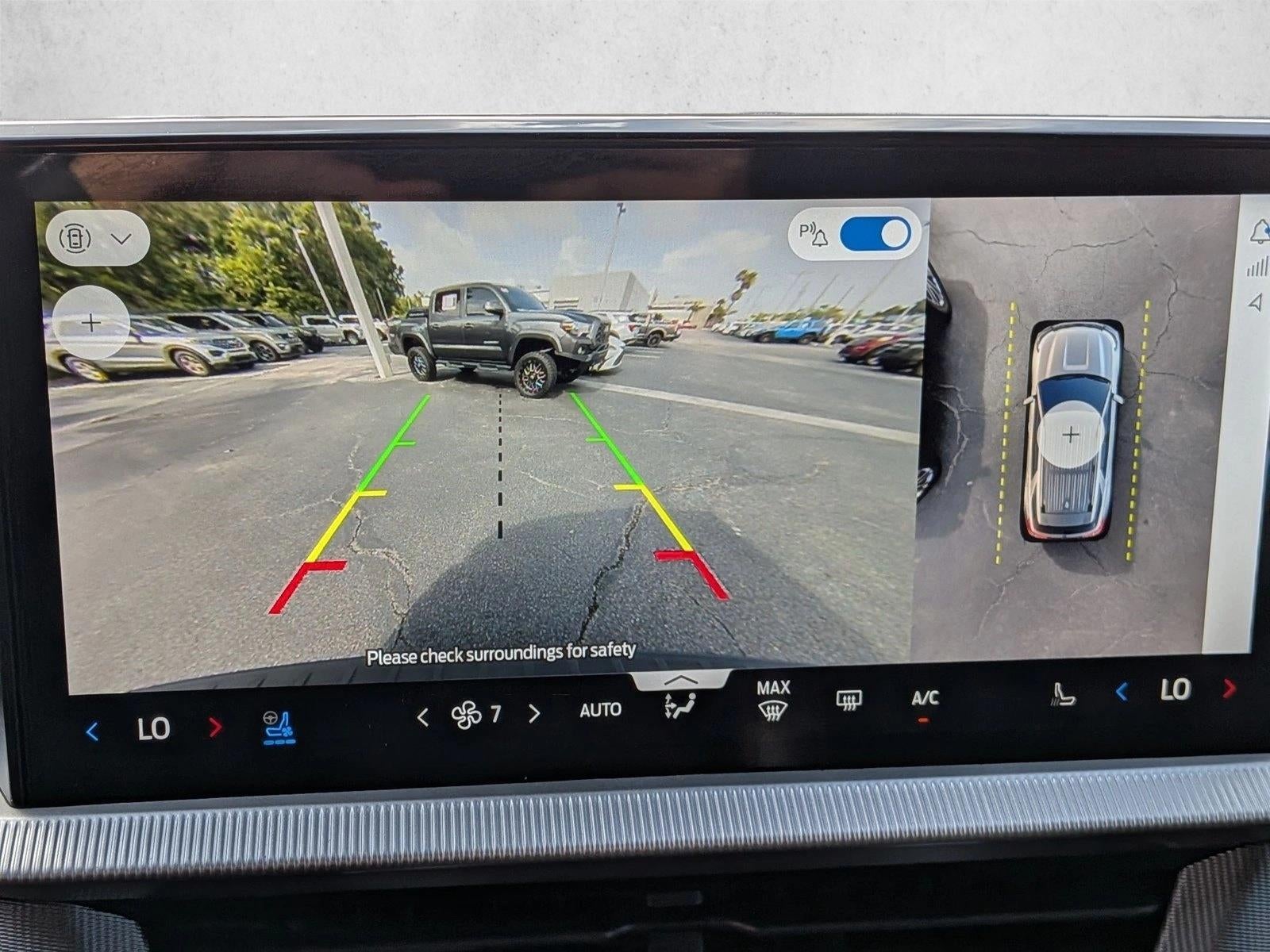 2025 Ford Explorer ST RWD