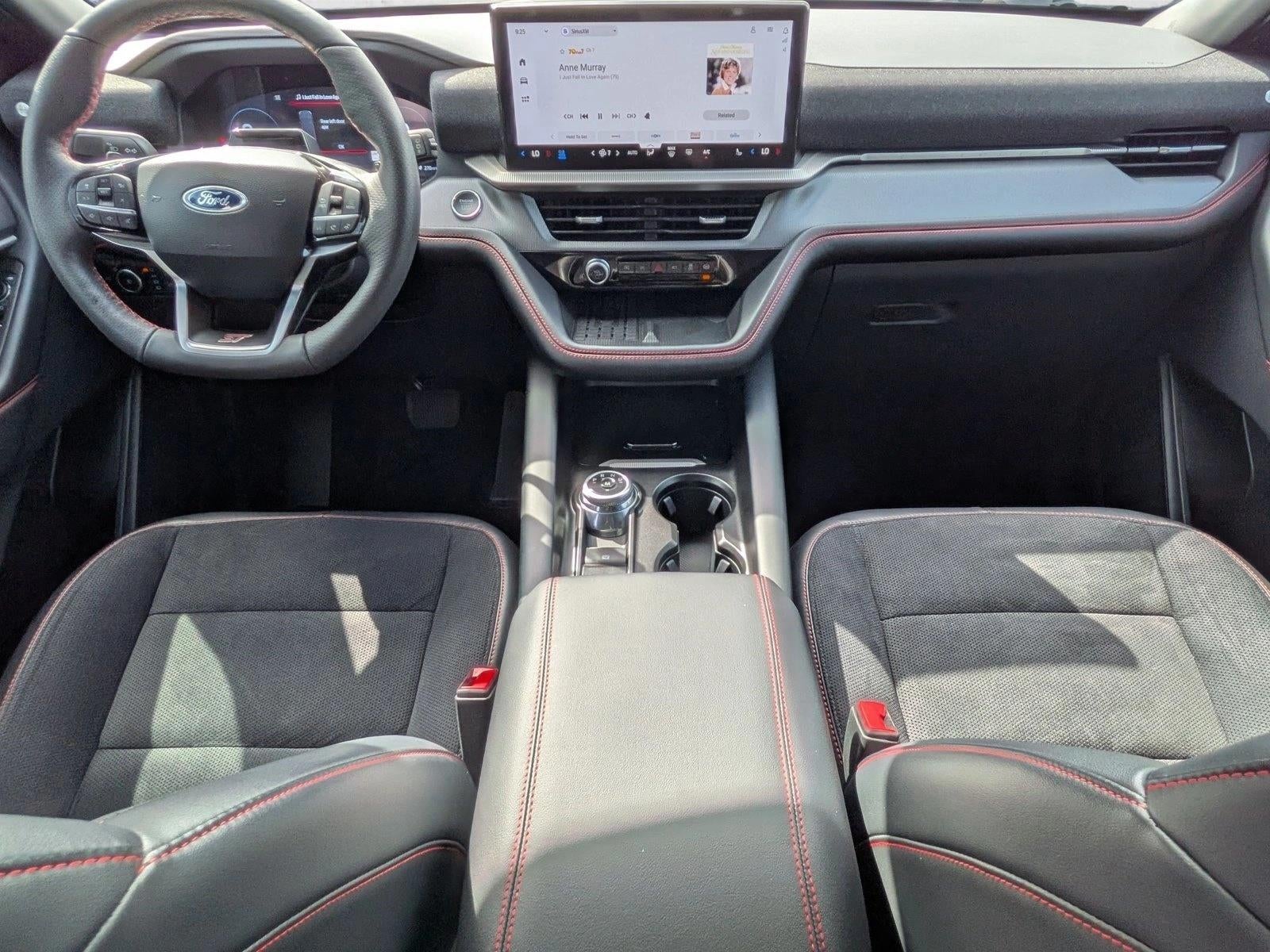 2025 Ford Explorer ST RWD