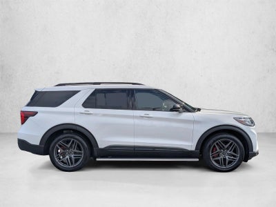 2025 Ford Explorer ST RWD