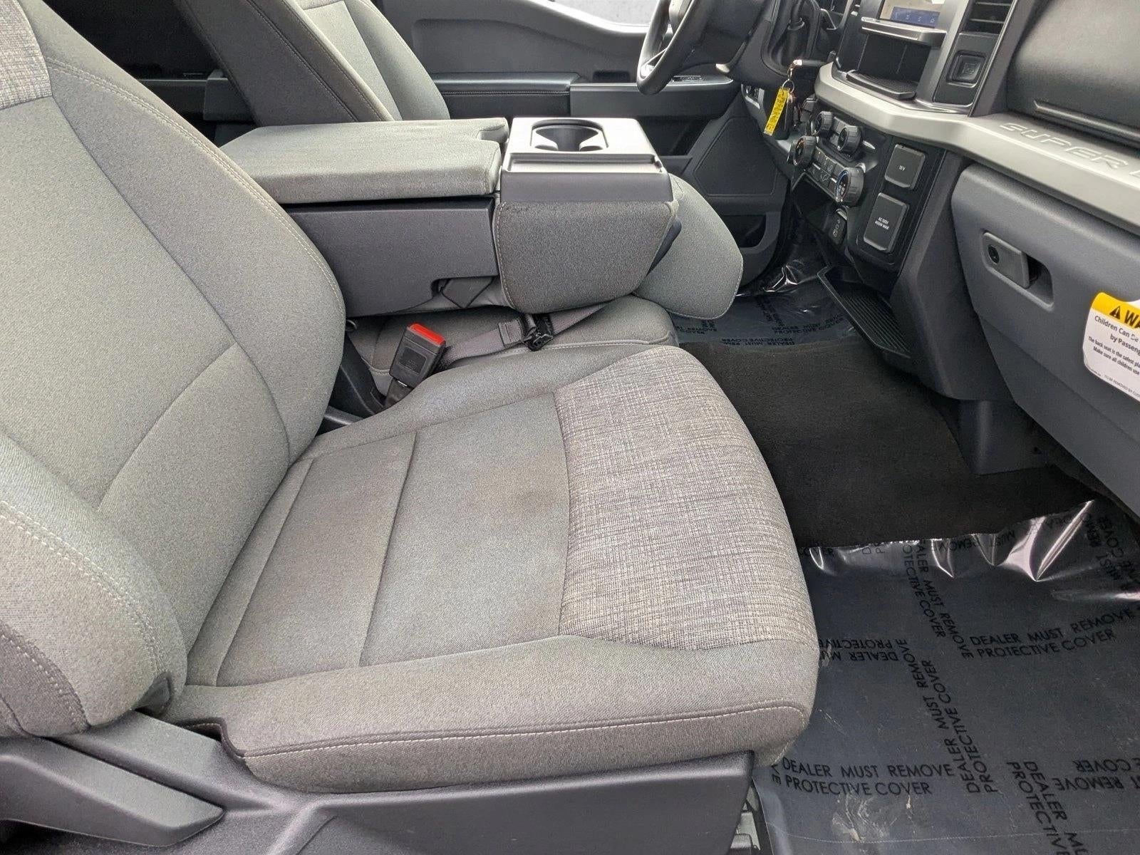 2025 Ford Super Duty F-250 SRW XLT 4WD Crew Cab 6.75' Box