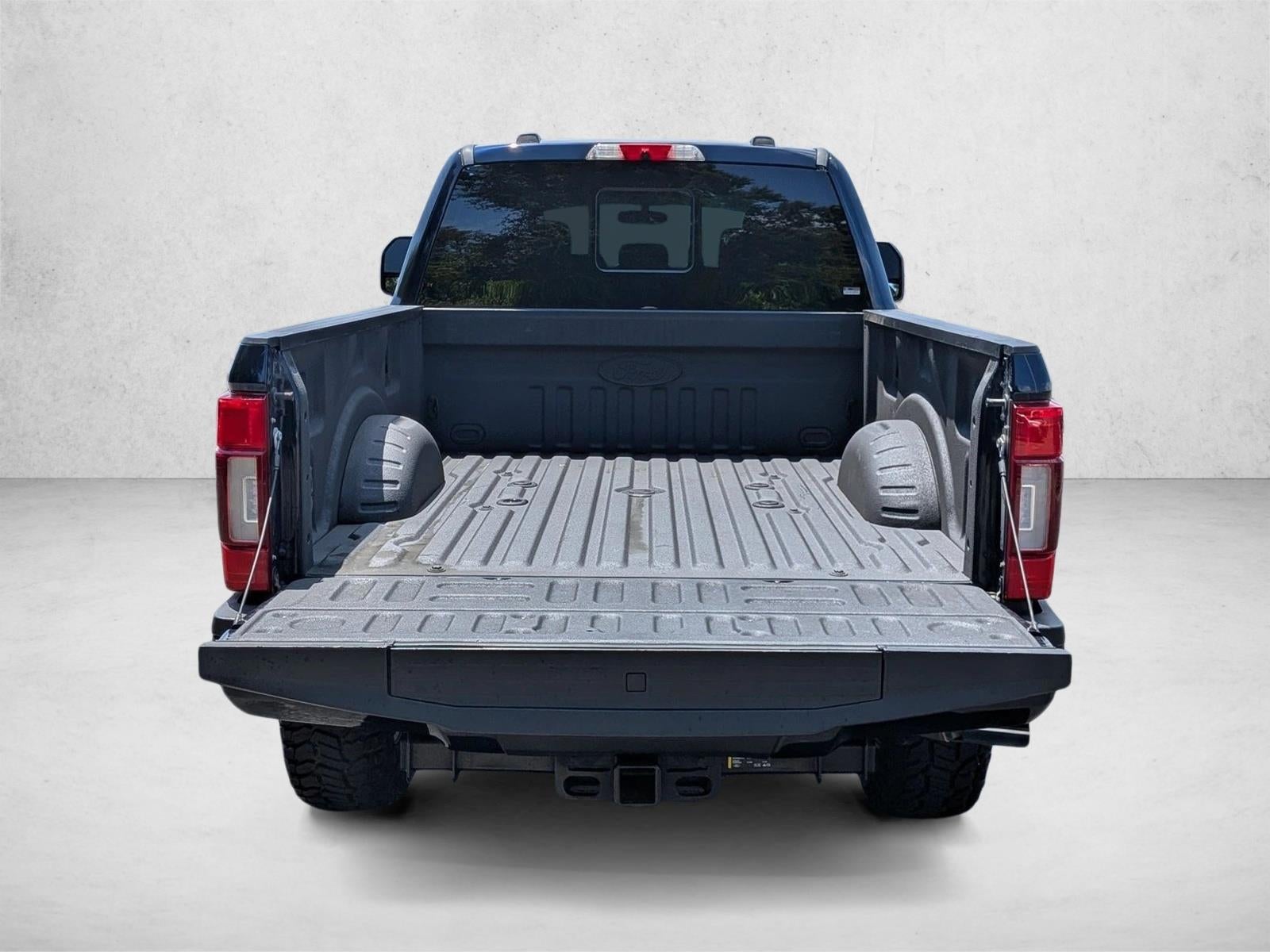 2022 Ford Super Duty F-350 SRW Platinum 4WD Crew Cab 6.75' Box