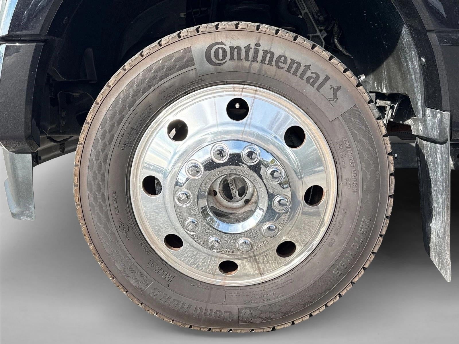 2024 Ford Super Duty F-450 DRW Limited 4WD Crew Cab 8' Box