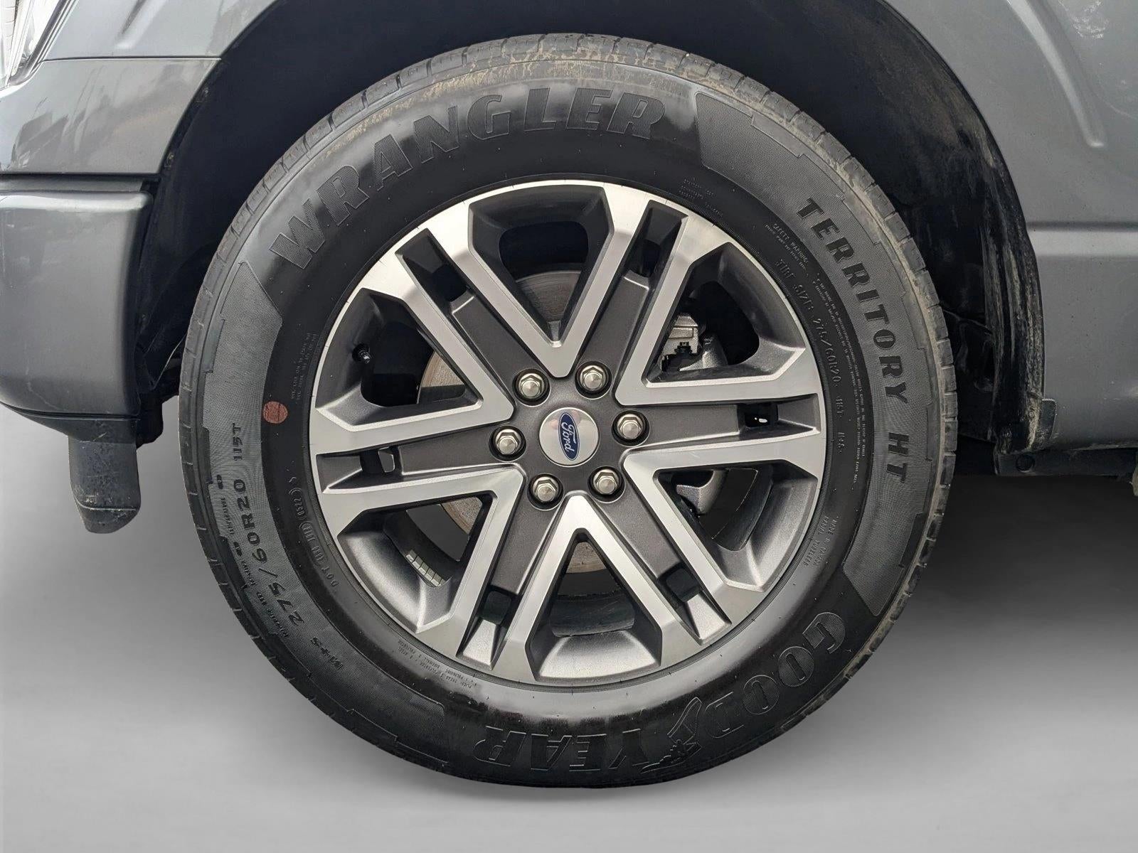 2022 Ford F-150 XL 2WD SuperCrew 5.5' Box