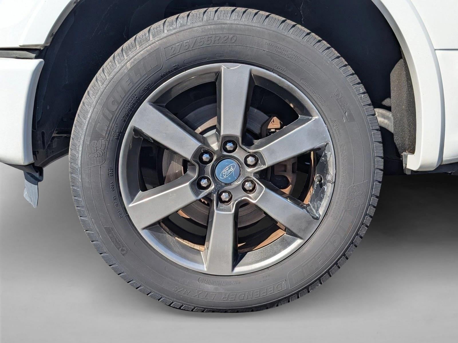 2015 Ford F-150 4WD SuperCrew 5-1/2 Ft Box Lariat