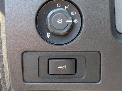 2014 Ford F-150 2WD SuperCrew 5-1/2 Ft Box XLT