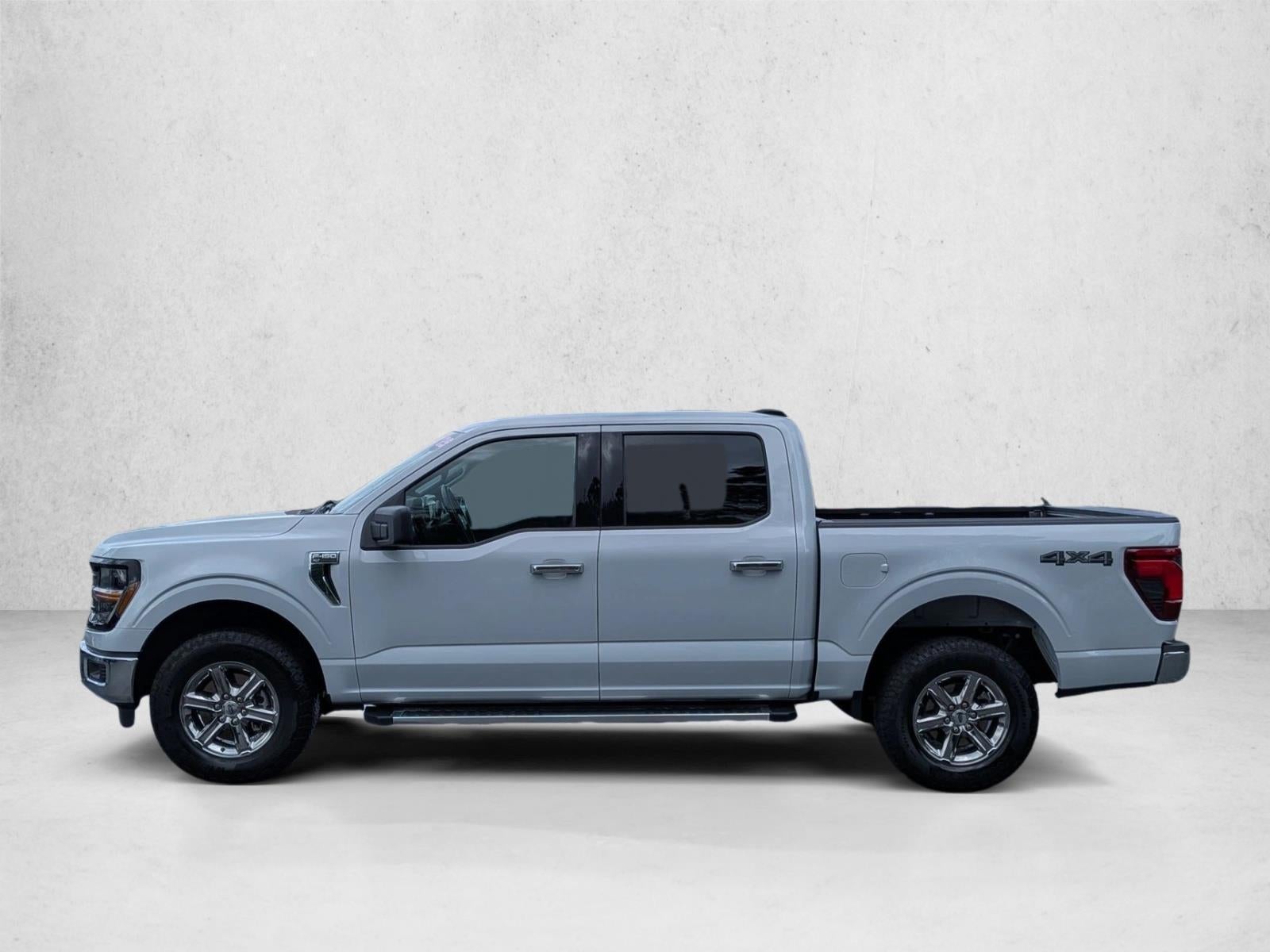 2025 Ford F-150 XLT 4WD SuperCrew 5.5' Box