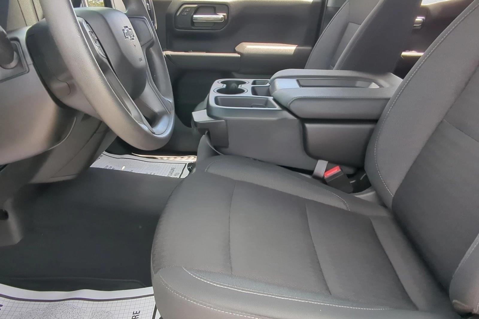 2022 Chevrolet Silverado 1500 Double Cab Standard Box 2-Wheel Drive Custom