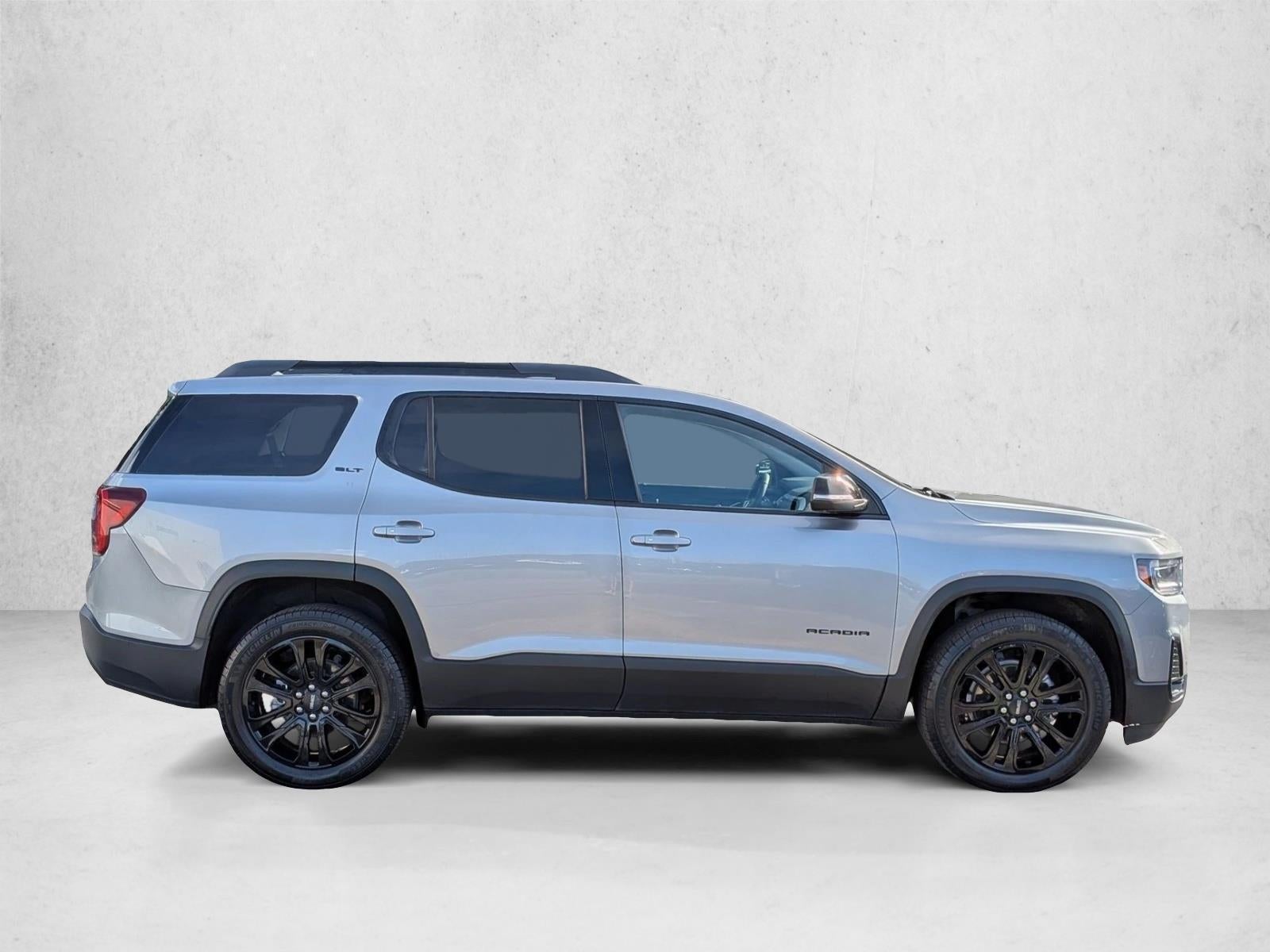 2023 GMC Acadia AWD SLT
