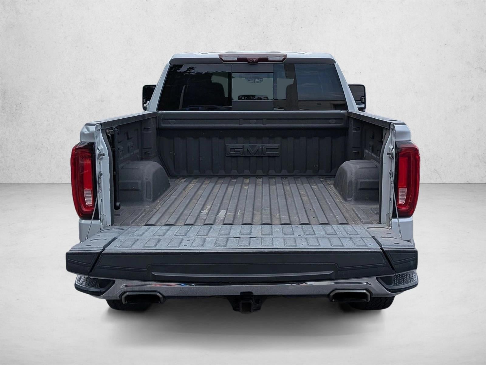 2021 GMC Sierra 1500 Crew Cab Short Box 4-Wheel Drive SLT