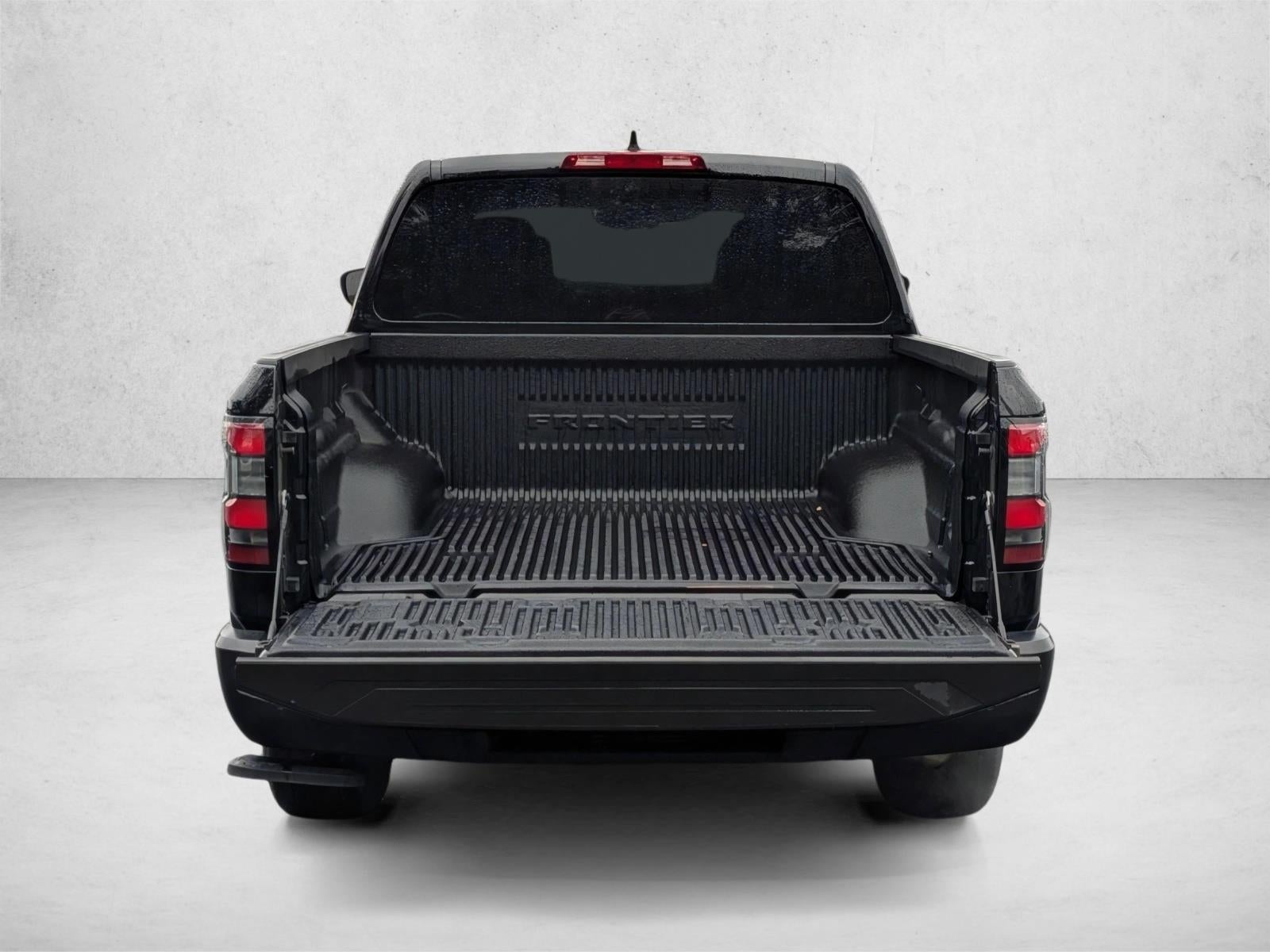 2023 Nissan Frontier Crew Cab 4x2 S Auto *Ltd Avail*