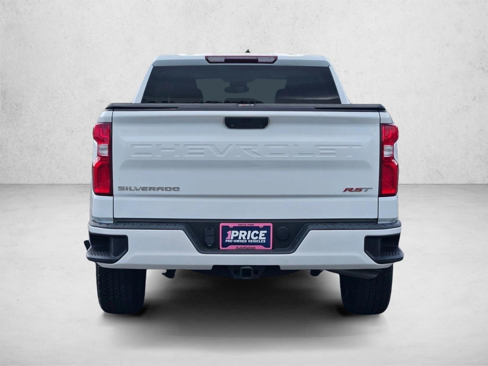 2022 Chevrolet Silverado 1500 Crew Cab Short Box 2-Wheel Drive RST