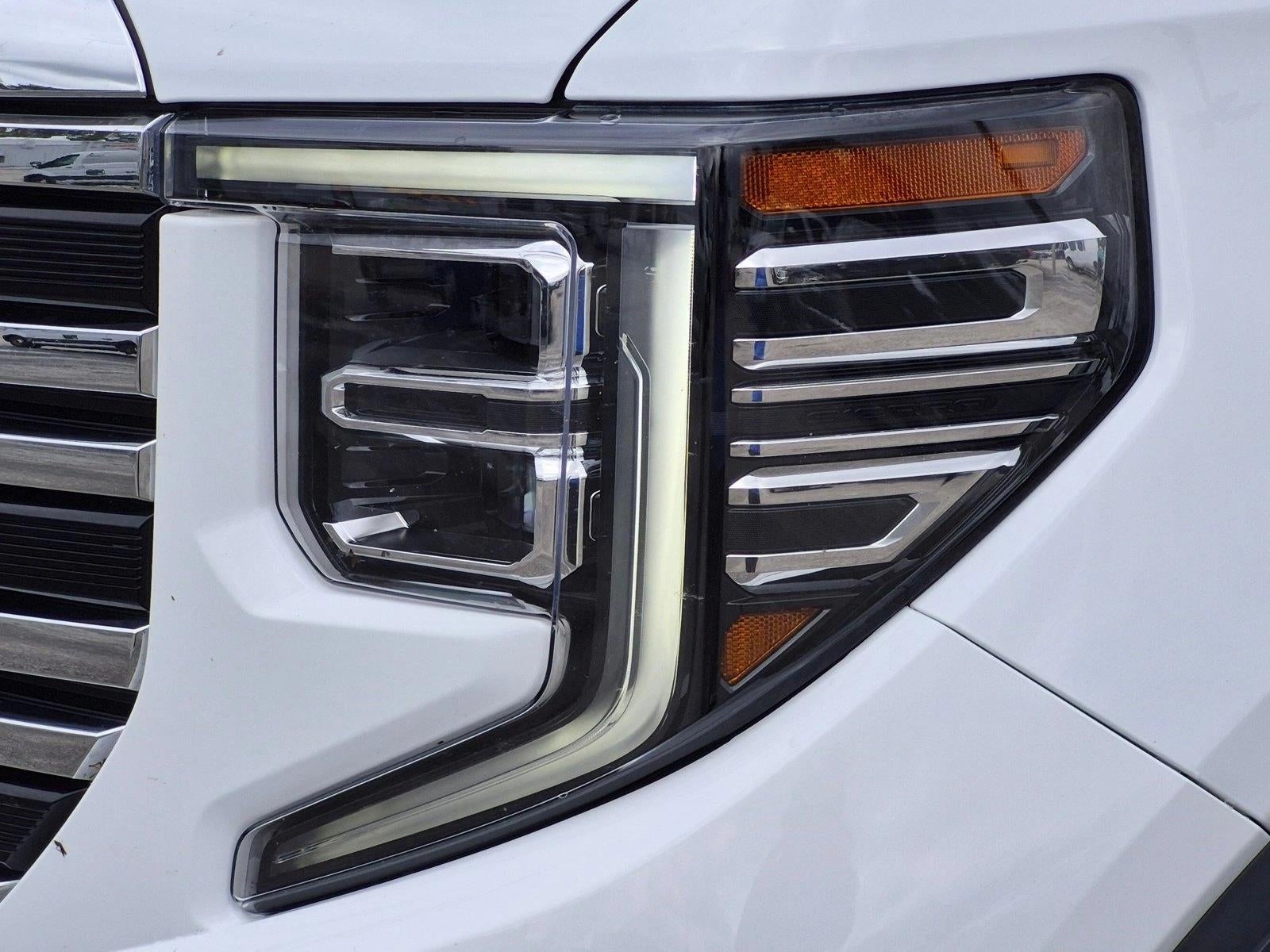 2023 GMC Sierra 1500 Crew Cab Short Box 4-Wheel Drive SLT