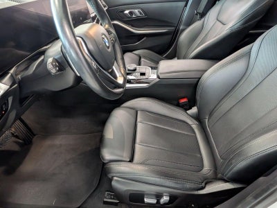 2023 BMW 330i Sedan