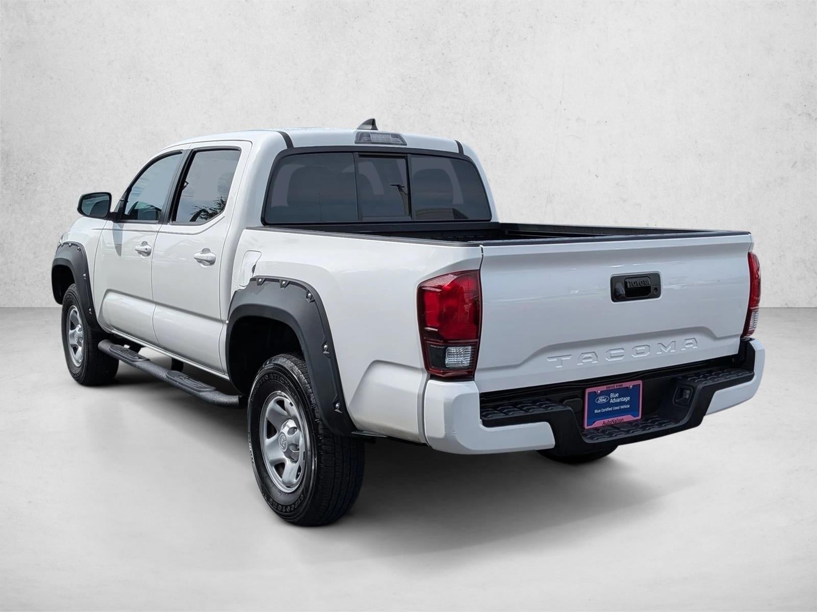 2022 Toyota Tacoma 2WD 2WD SR Double Cab 5' Bed I4 AT (GS)