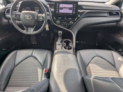 2023 Toyota Camry SE Auto (SE)