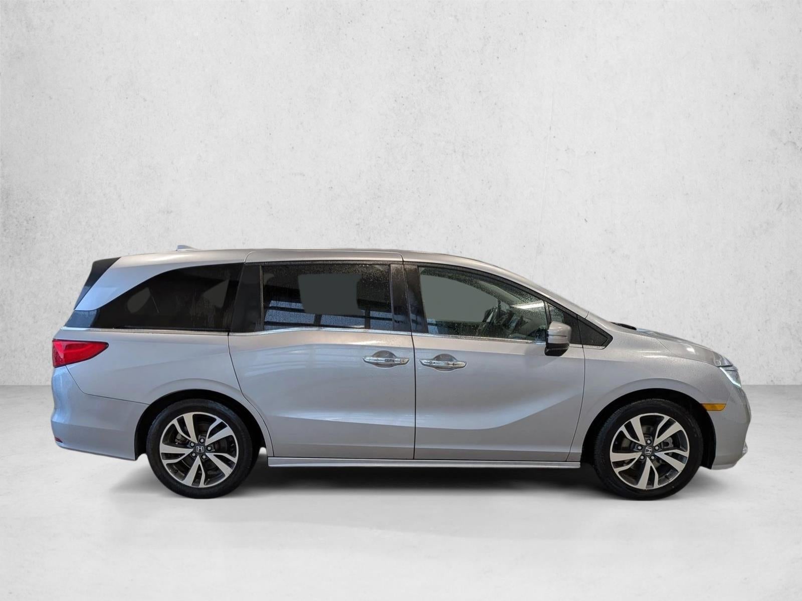 2022 Honda Odyssey Touring Auto