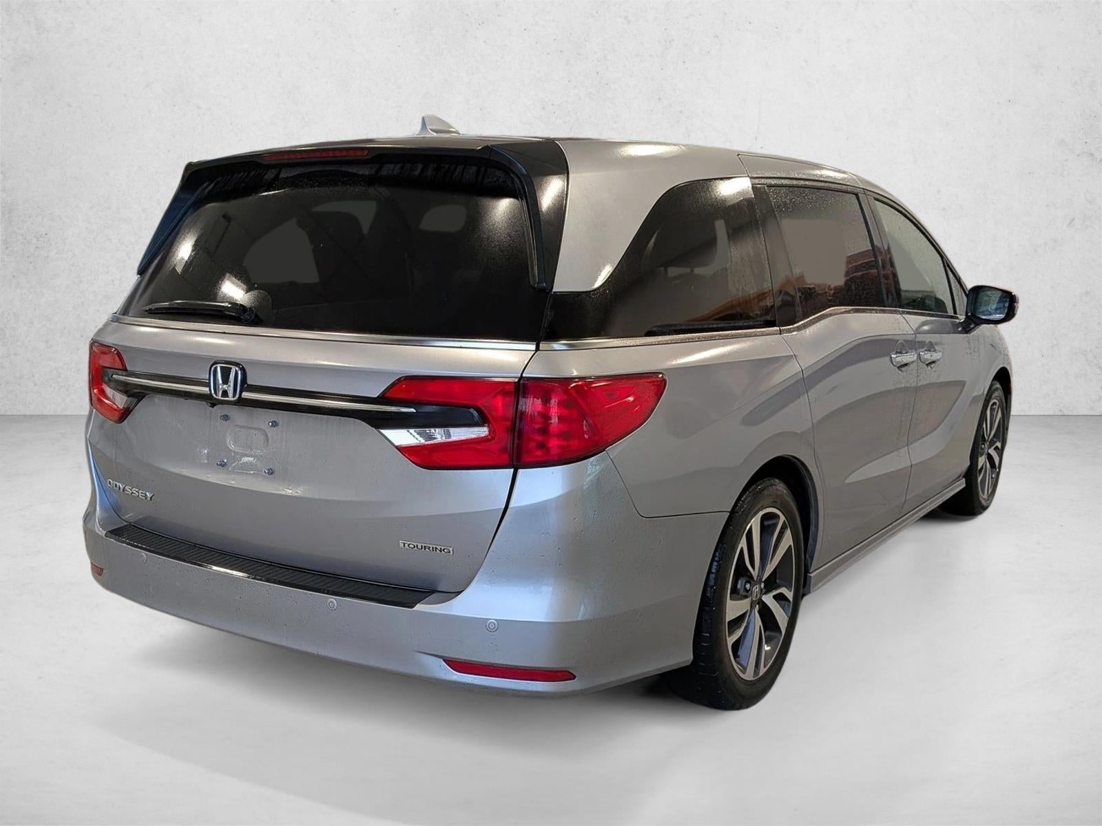 2022 Honda Odyssey Touring Auto