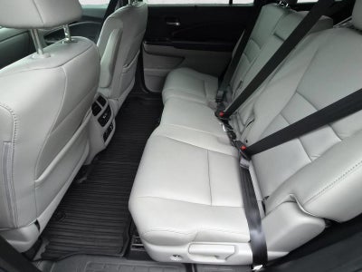 2021 Honda Pilot Touring 8-Passenger 2WD