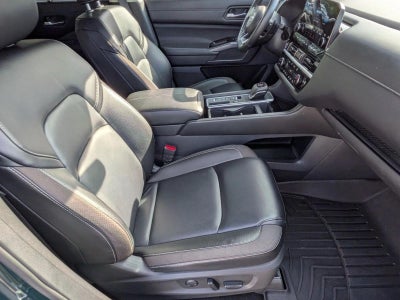 2024 Nissan Pathfinder SL 2WD
