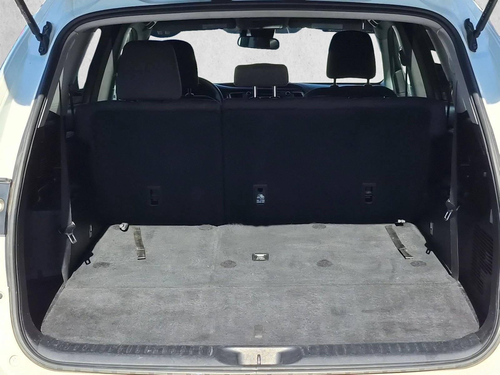 2017 Toyota Highlander Hybrid LE V6 AWD (Natl)