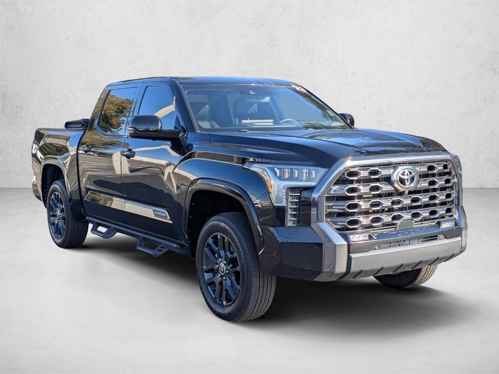 2023 Toyota Tundra 4WD 4WD Platinum CrewMax 5.5' Bed (Natl)