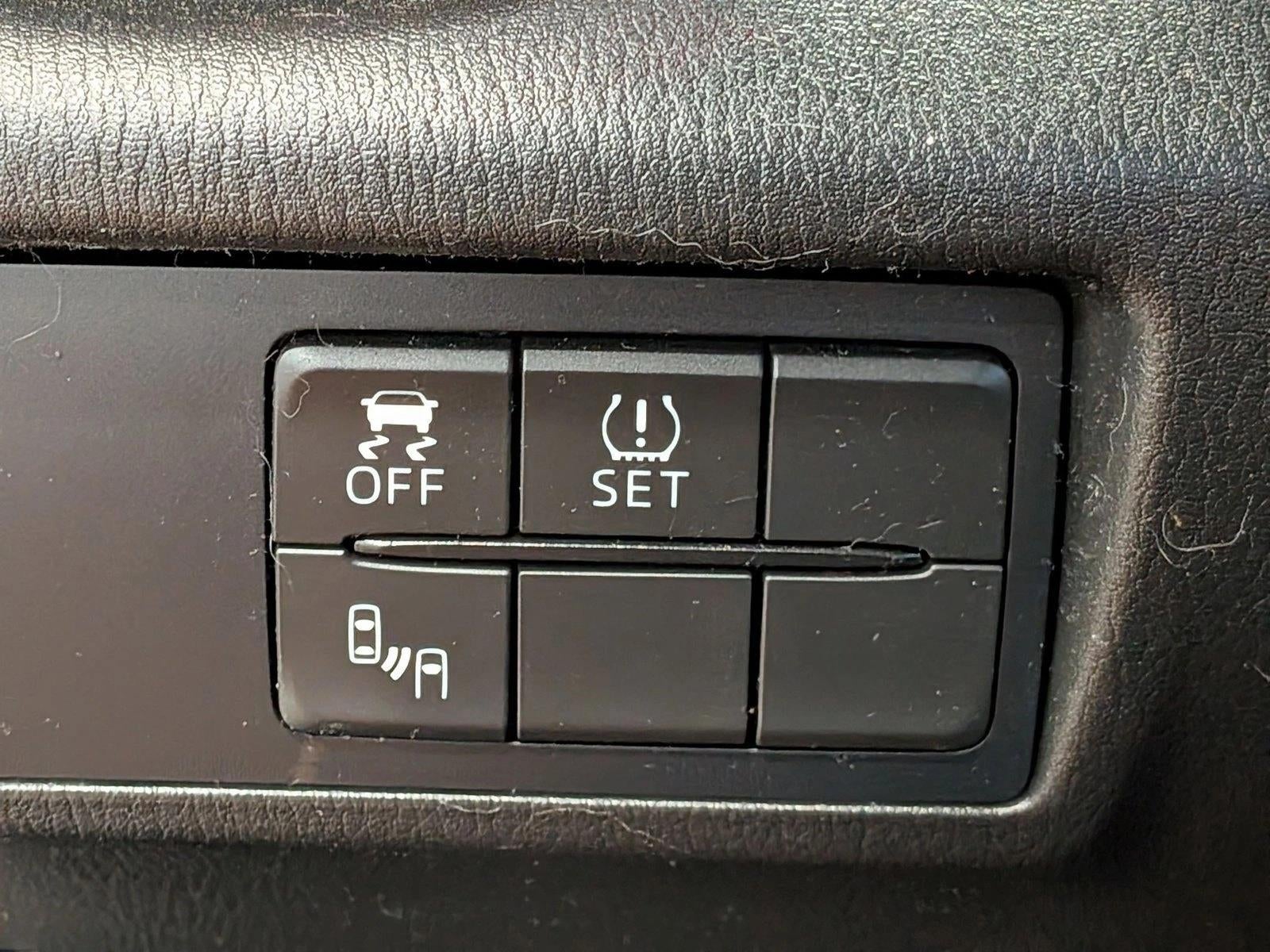 2017 Mazda Mazda MX-5 Miata RF Club Manual