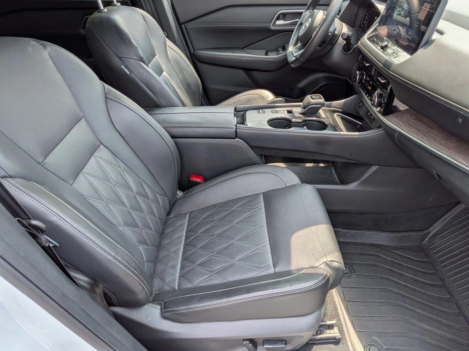 2024 Nissan Rogue FWD Platinum