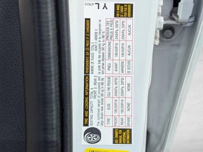 2024 Toyota Prius Limited (Natl)