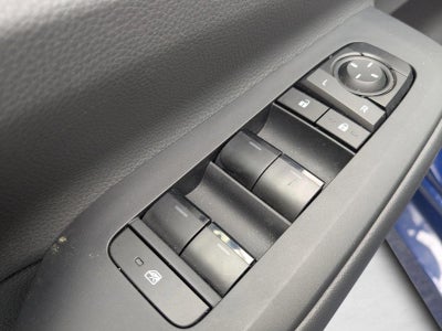 2025 Toyota Prius LE (Natl)