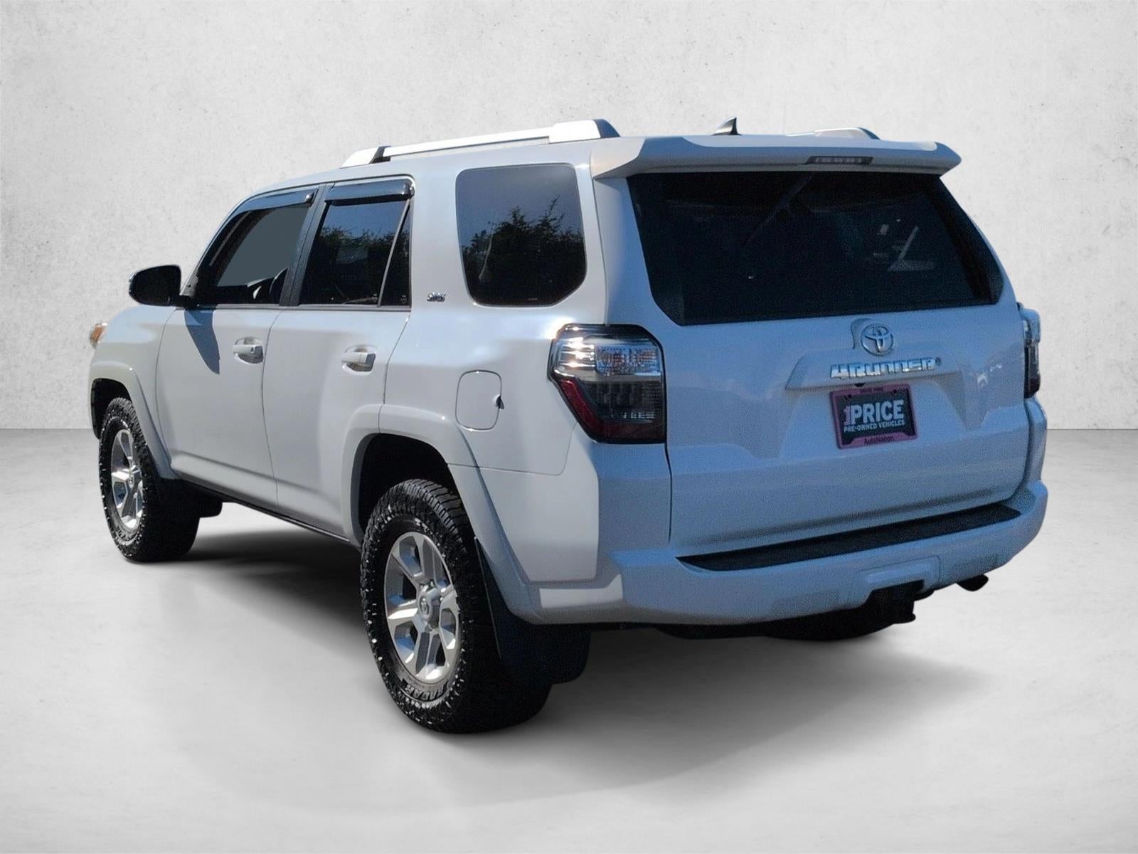 2015 Toyota 4Runner RWD 4dr V6 SR5 (Natl)