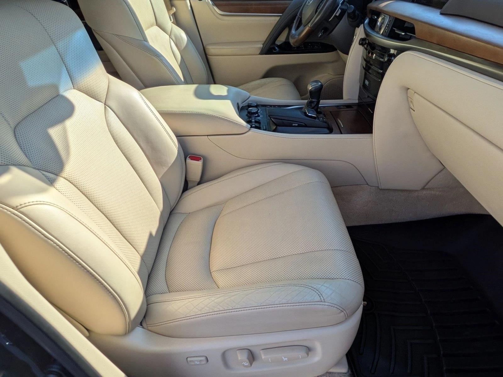 2017 Lexus LX 570 4WD