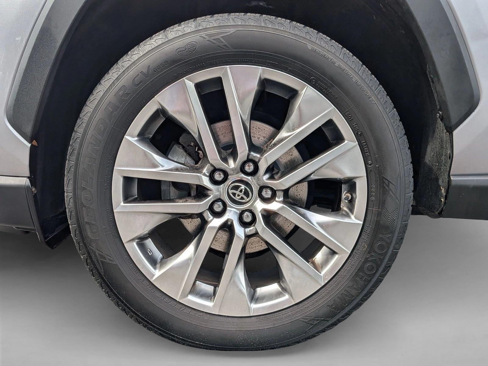 2019 Toyota RAV4 XLE Premium FWD (Natl)