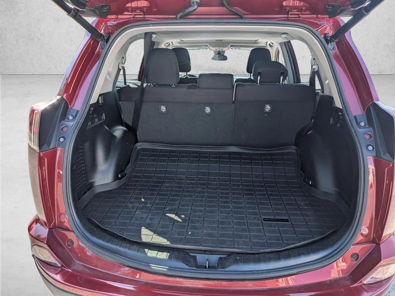 2018 Toyota RAV4 Hybrid XLE AWD (Natl)