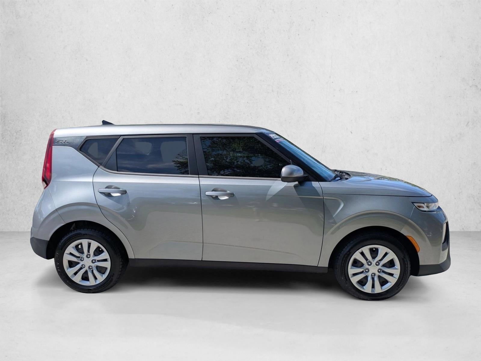 2022 Kia Soul LX IVT