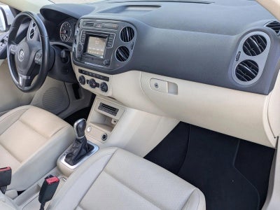 2016 Volkswagen Tiguan 2WD 4dr Auto S