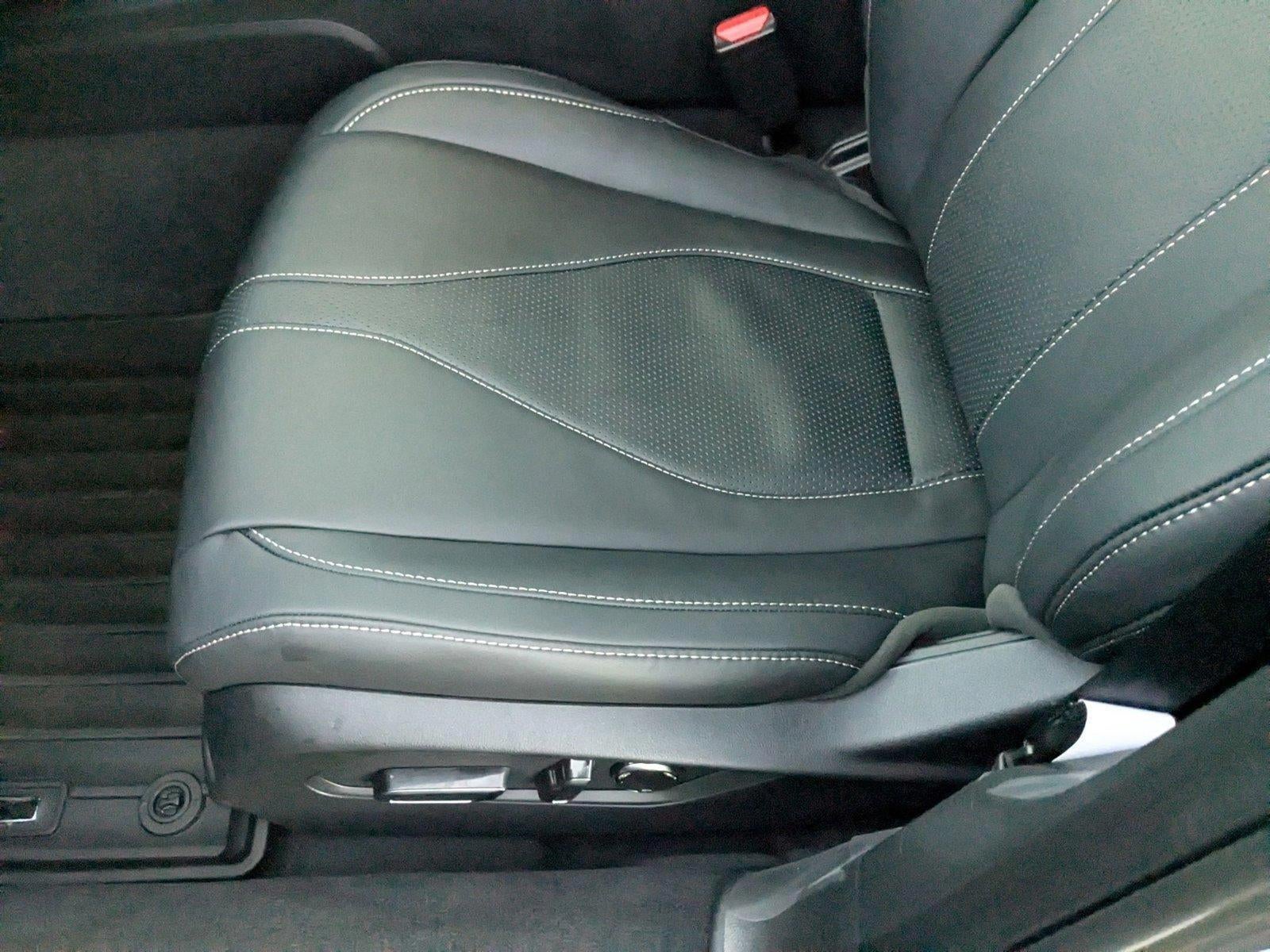 2025 Acura TLX FWD w/Technology Package