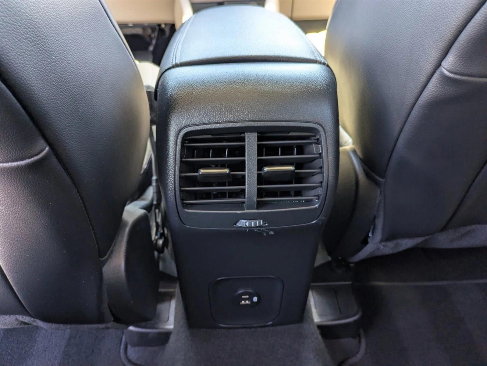 2020 Ford Escape SEL FWD