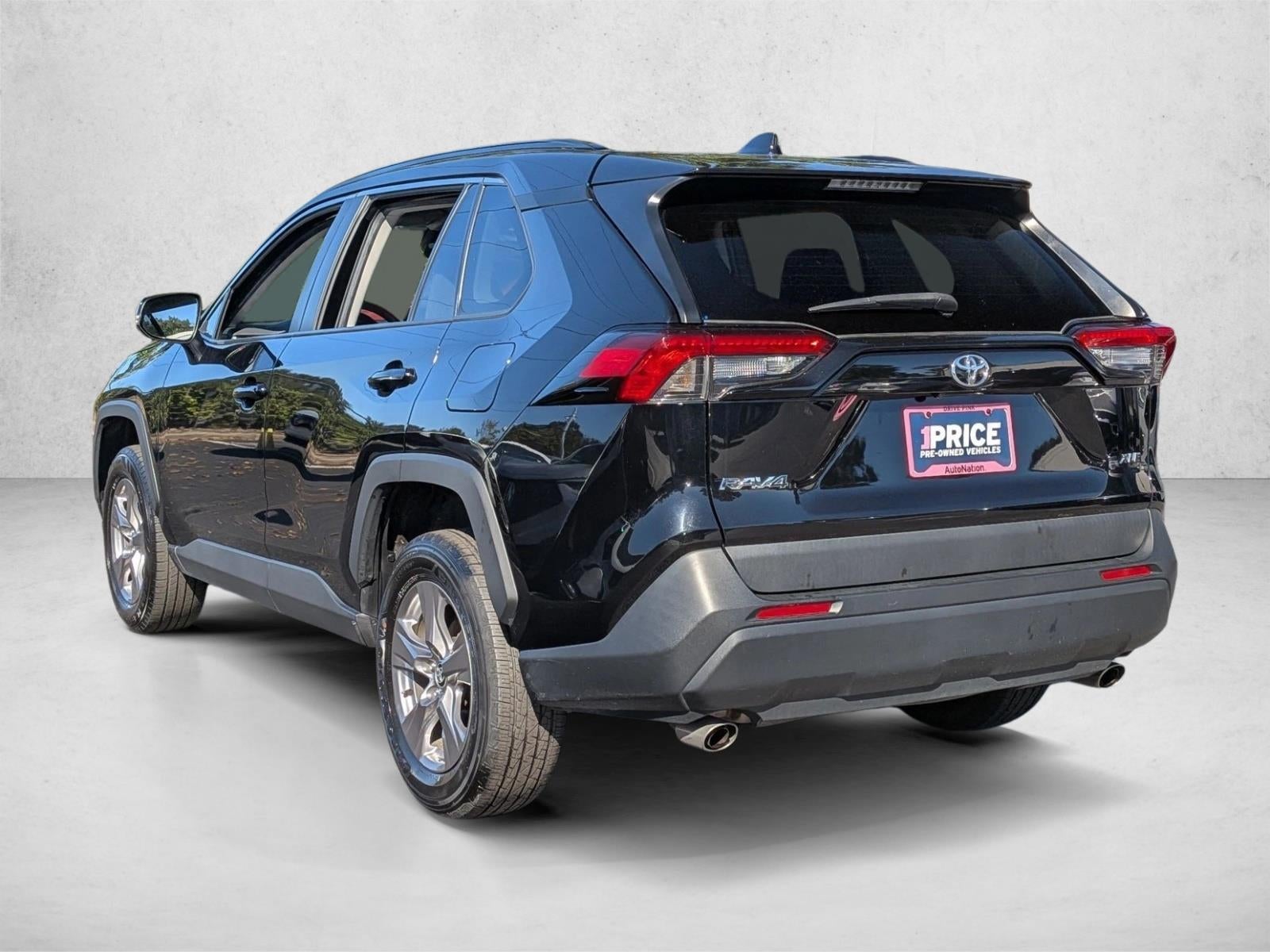 2023 Toyota RAV4 XLE FWD (GS)