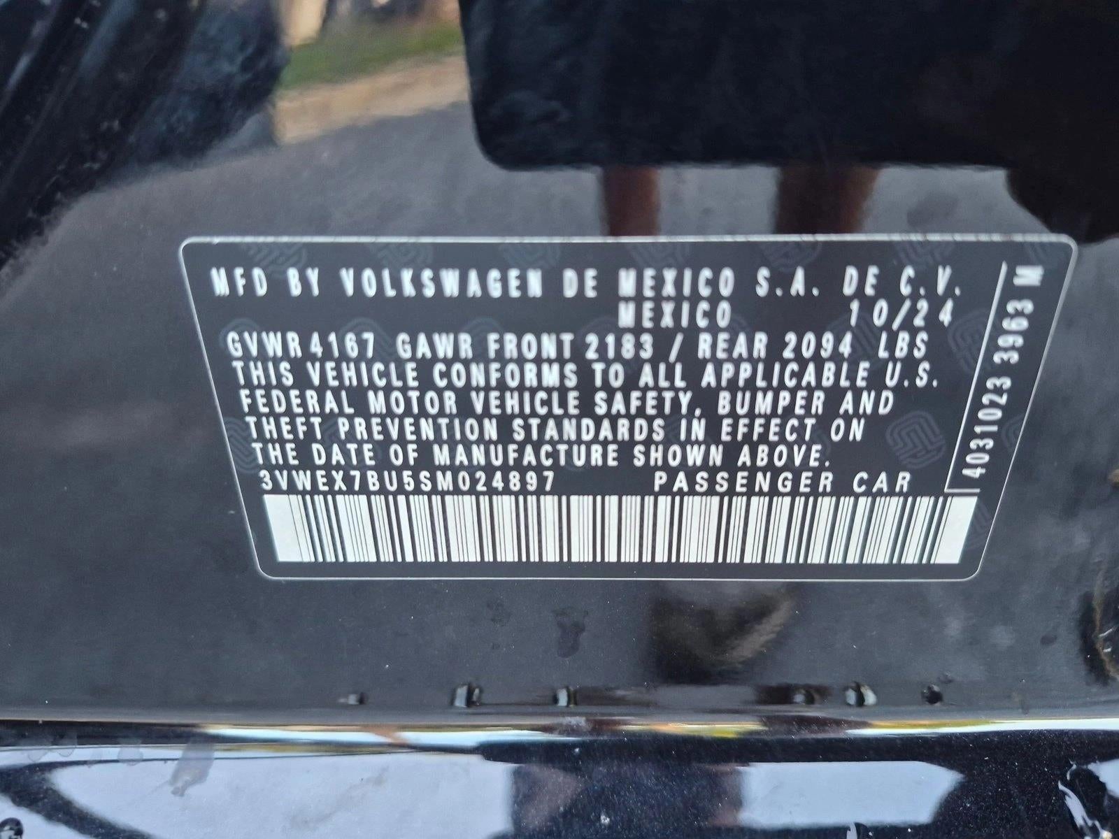 2025 Volkswagen Jetta SE Auto