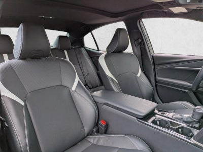 2025 Toyota Camry SE (Natl)