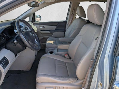 2014 Honda Odyssey EX-L with DVD Rear Entertainment System